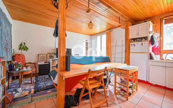 Appartement à vendre    2 pièces • 42,70 m2 Montrouge