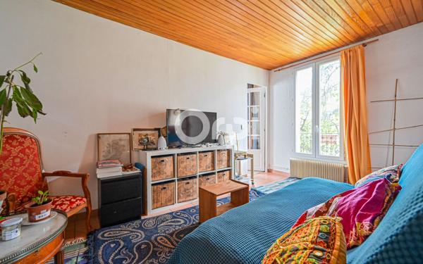 Appartement à vendre    2 pièces • 42,70 m2 Montrouge