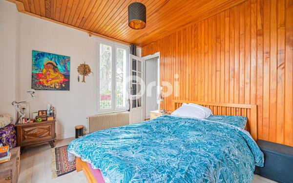 Appartement à vendre    2 pièces • 42,70 m2 Montrouge