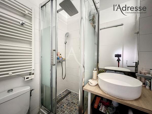 SURESNES/ Bas Rogers - Appartement 2 pièces 38m² - 1 Cave