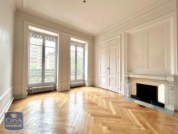 Appartement à louer 5 pièces 124.5m² Lyon 2e Arrondissement (69002)