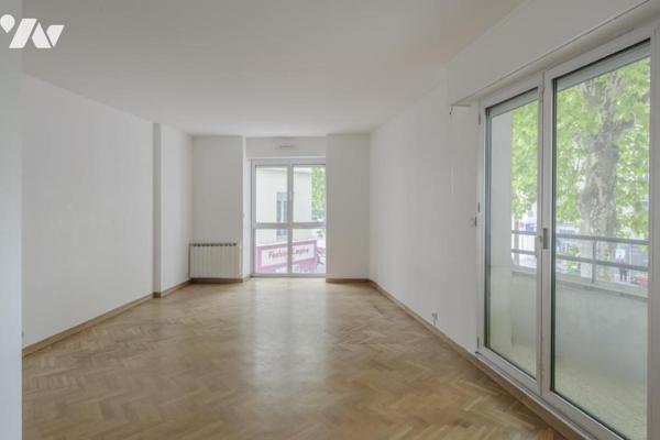 Appartement cave parking 75018