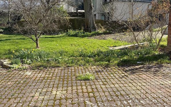 Maison à vendre    3 pièces • 75 m2 Clamart