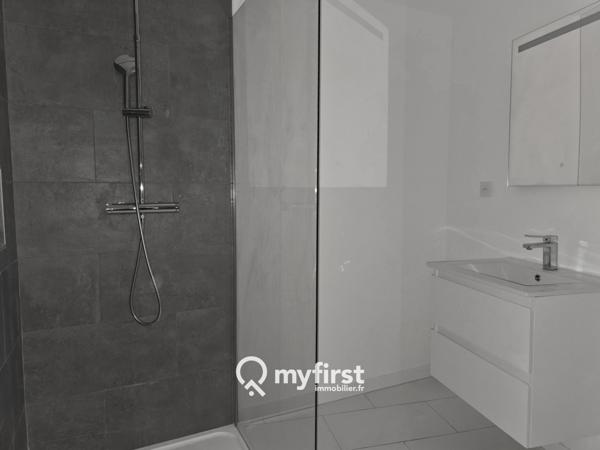 Toulon (83200) Charmant appartement sur Valbourdin