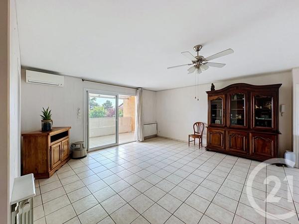 Appartement F4 à vendre  3 pièces - 79,09 m 2   CORBAS  - 69