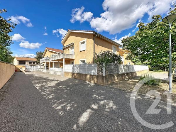 Appartement F4 à vendre  3 pièces - 79,09 m 2   CORBAS  - 69