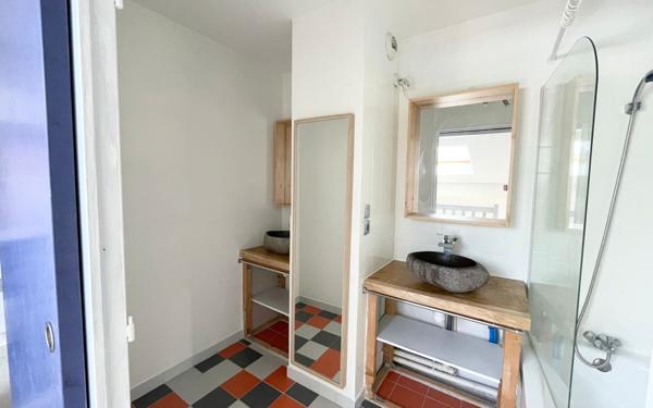 Appartement à louer    3 pièces • 6 961 m2 Toulouse