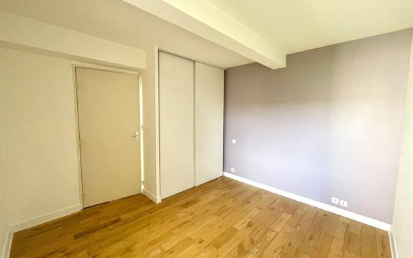 Appartement à louer    3 pièces • 6 961 m2 Toulouse