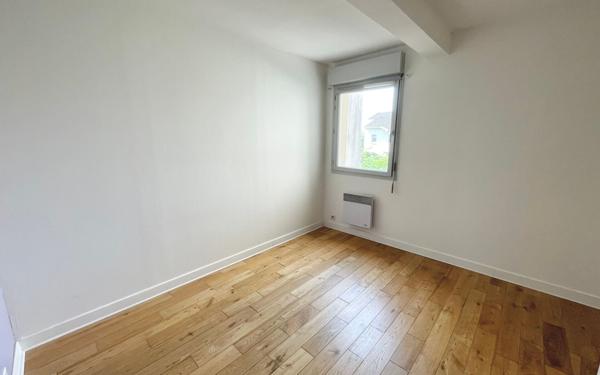 Appartement à louer    3 pièces • 6 961 m2 Toulouse