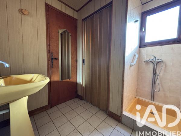 Maison à vendre 4 pièces 77 m² Ruy-Montceau