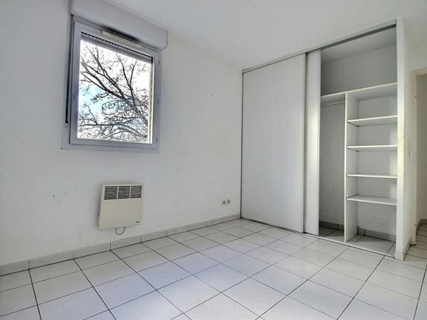 Appartement T3 54m² avec terrasse et parking - Résidence sécurisée Avignon extra-muros
