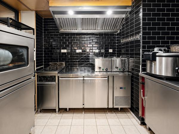 À VENDRE STAND DE RESTAURATION - POPULO - LA JOLIETTE MARSEILLE 13002