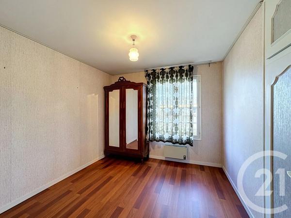 Maison à vendre  5 pièces - 105 m 2   ROMORANTIN LANTHENAY  - 41