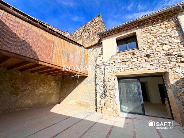 Maison 4 pièces de 143m2 avec terrasse extérieure garage et cave