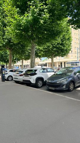 BUREAUX 80 M²