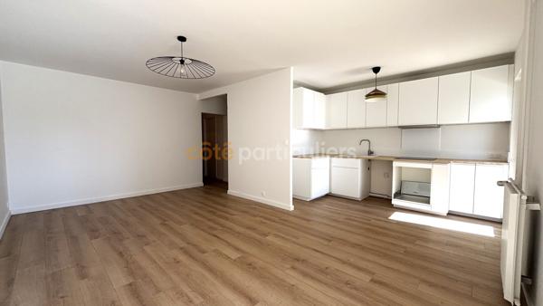 Vente
                Appartement70,36 m² - 3 Pièces -
                    LE BOUSCAT (33110)