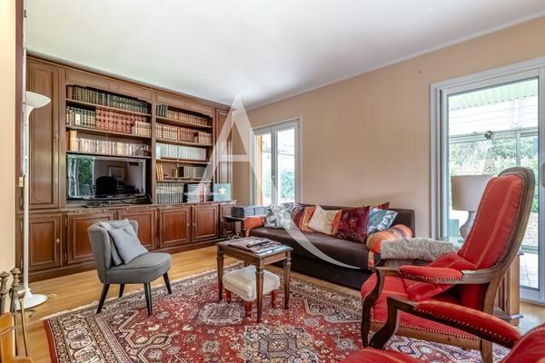 MAISON FAMILIALE sur terrain de 550 m2!!!