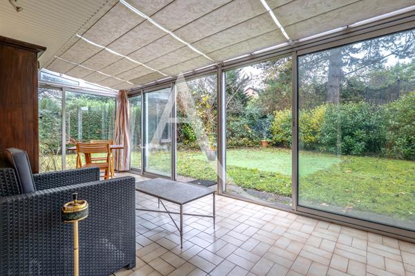 MAISON FAMILIALE sur terrain de 550 m2!!!