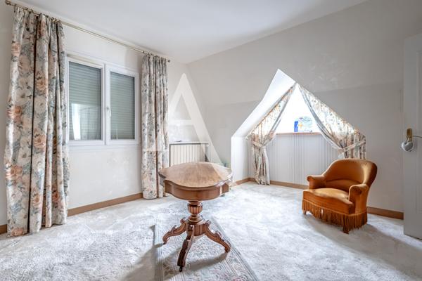 MAISON FAMILIALE sur terrain de 550 m2!!!