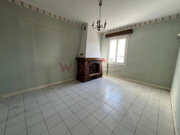 Maison avec fort potentiel à Chasse-sur-Rhône ? 80 m² sur 651 m² de terrain , Chasse sur rhone Maison avec fort potentiel à Chasse-sur-Rhône ? 80 m² sur 651 m² de terrain , Chasse sur rhone