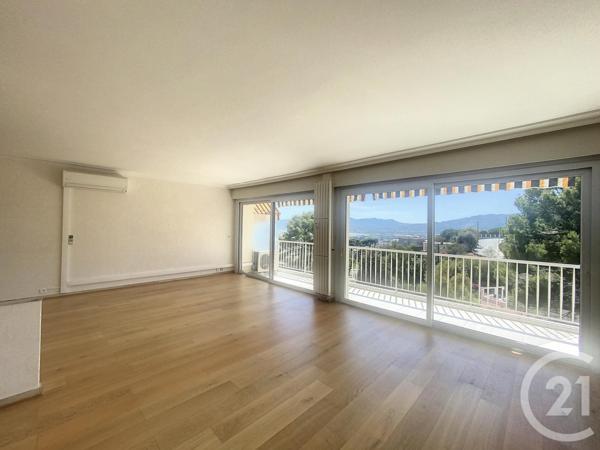 Appartement F3 à vendre  3 pièces - 97,17 m2 CANNES - 06