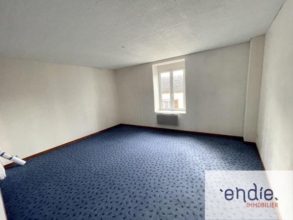 immeuble de 7 pièces de 179m² à Bourbonne Les Bains