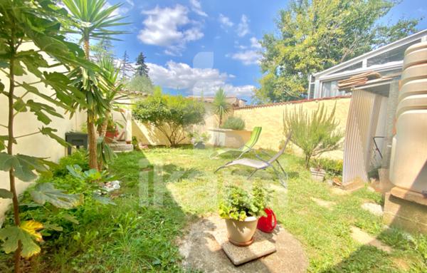 Belle maison de village au coeur d'Anneyron