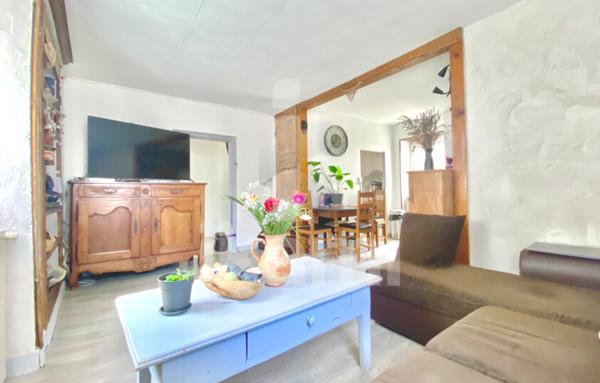 Belle maison de village au coeur d'Anneyron