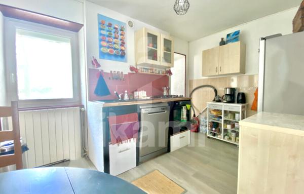 Belle maison de village au coeur d'Anneyron