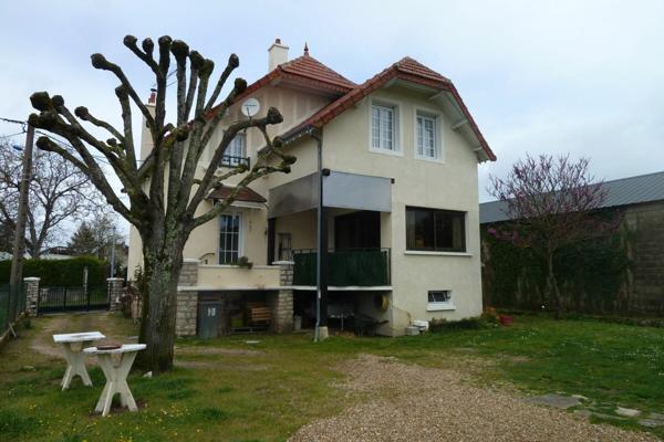Maison à vendre    6 pièces •  Noyers-sur-Cher