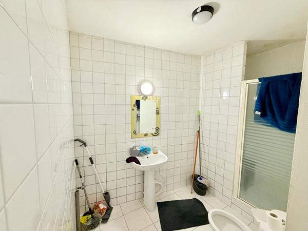 Immeuble de rapport. Centre-ville de Joigny 5 pièce(s) 105 m2