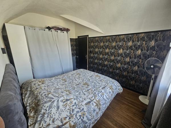 MAISON DE CARACTERE AVEC PISCINE