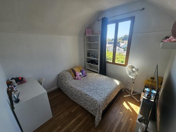 MAISON DE CARACTERE AVEC PISCINE