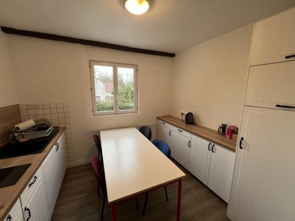 Local professionnel Esbly 190 m²