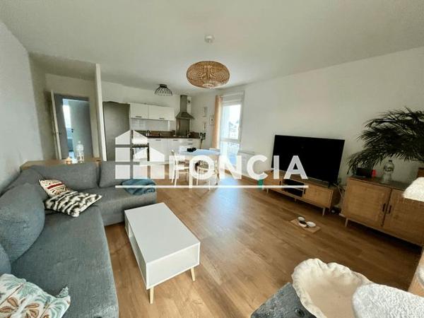 Location Appartement 3 pièces 62.13 m² - 10 RUE JULES FERRY Lannilis 29870