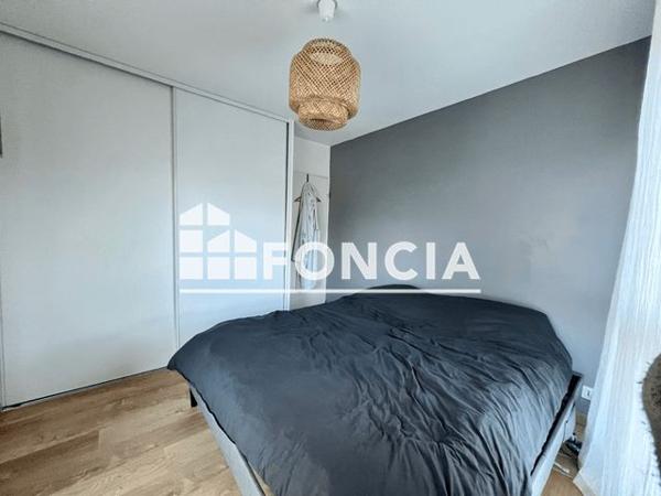 Location Appartement 3 pièces 62.13 m² - 10 RUE JULES FERRY Lannilis 29870