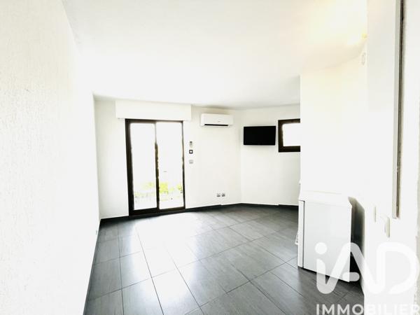 Location appartement 1 pièce 16 m² Le Cannet