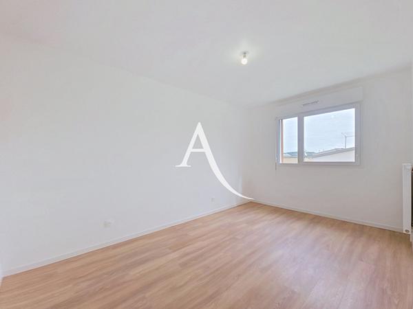 Appartement Louviers 2 pièces 71.12 m2