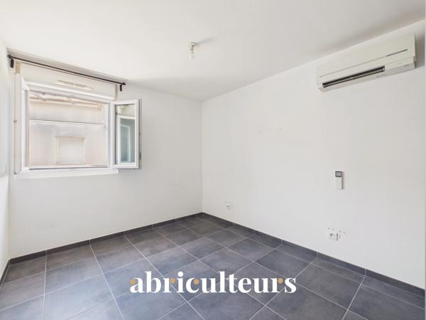 Appartement T2 avec terrasse et stationnement Salon de Provence (13300)