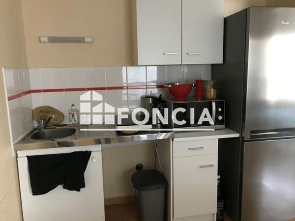 Location Appartement 2 pièces 37.7 m² - 22-24 RUE BOURG LES BOURGS Quimper 29000