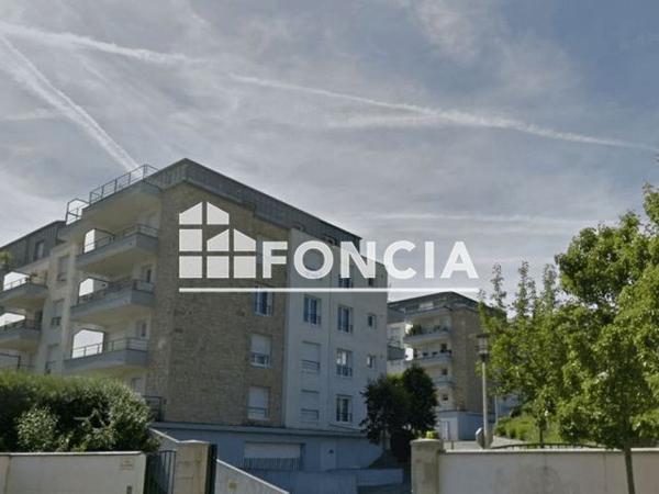 Location Appartement 2 pièces 37.7 m² - 22-24 RUE BOURG LES BOURGS Quimper 29000