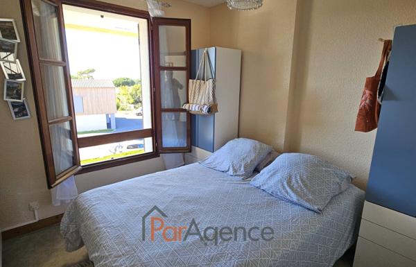 Appartement traversant 2 pièces avec aperçu mer proche Ponta