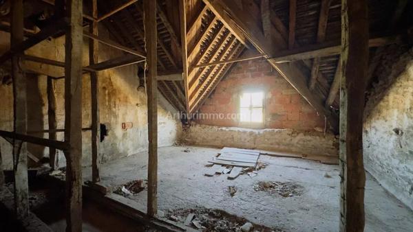 Vente                                                      Maison
                        
                     3 pièces                      64 m2                     à Saint-Fargeau-Ponthierry