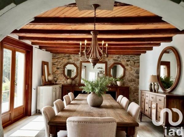 Maison 4 pièces de 135 m² à Reignier-Ésery (74930)