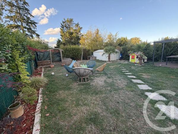 Maison à vendre  4 pièces - 94 m 2   CHARTRES  - 28