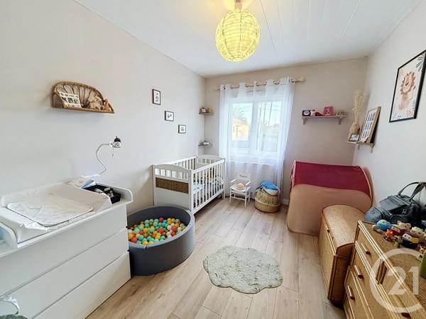 Maison à vendre  4 pièces - 94 m 2   CHARTRES  - 28
