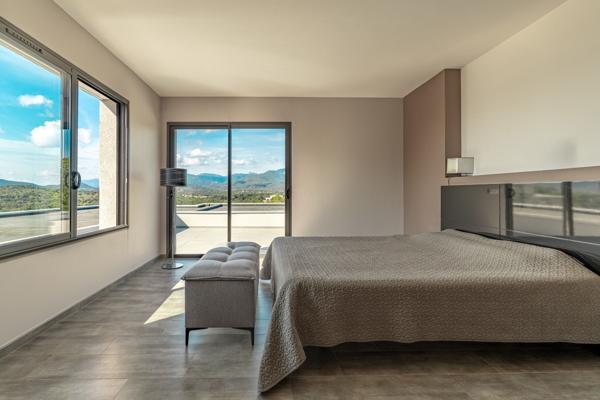 Vente Villa de luxe Zonza 7 Pièces 300 m²