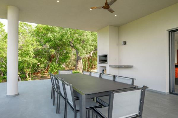 Vente Villa de luxe Zonza 7 Pièces 300 m²