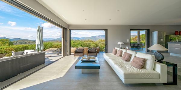 Vente Villa de luxe Zonza 7 Pièces 300 m²