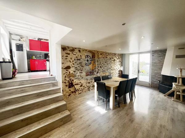 Vente                                                      Maison
                        
                     5 pièces                      118 m2                     à Coulommiers